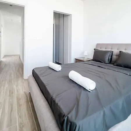 Azure Harmony Villa *