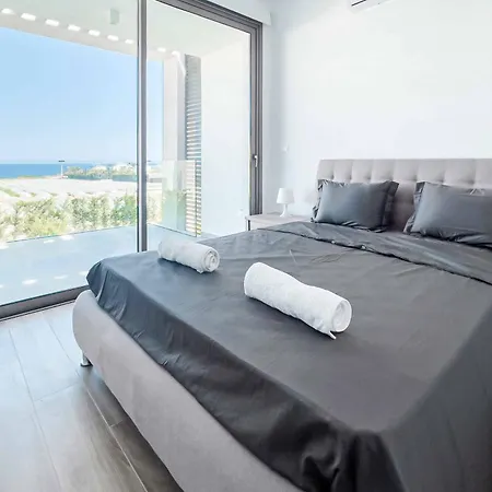 Villa Azure Harmony Paralimni