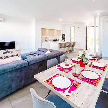 Villa Azure Harmony *